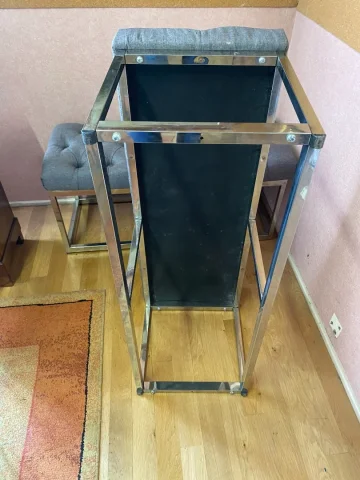ПАРА СИДЕНИЙ