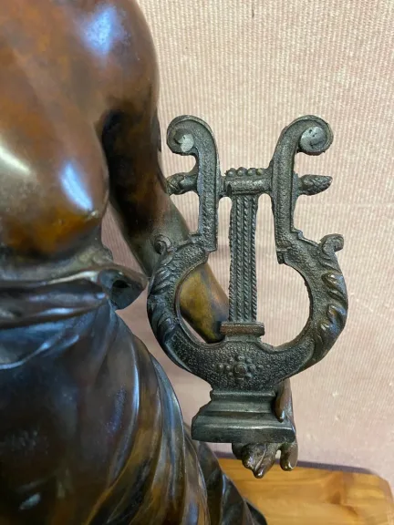 BRONZESKULPTUR signiert MAVAU