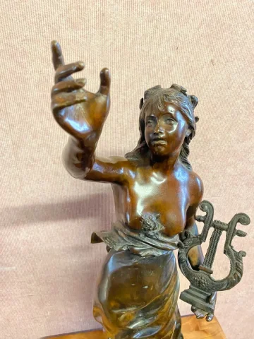 BRONZE SCULPTURE signed MAVAU