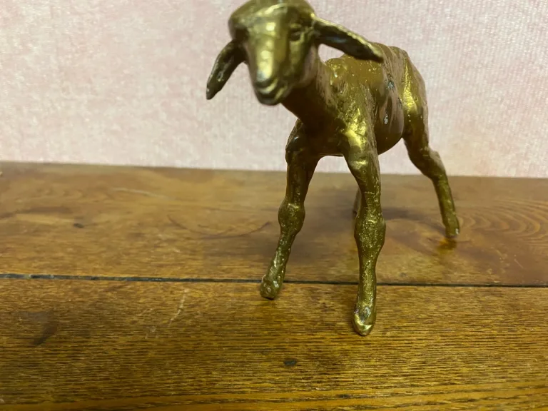 Monton en bronze signé Nicolini