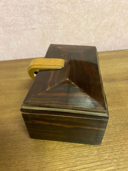 Coffret à cigarettes en chêne 1950