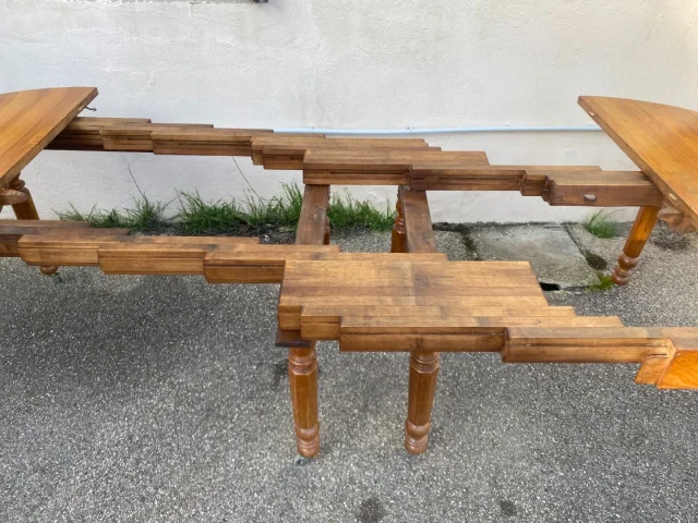 Table à 8 pieds en frêne, 6 allonges