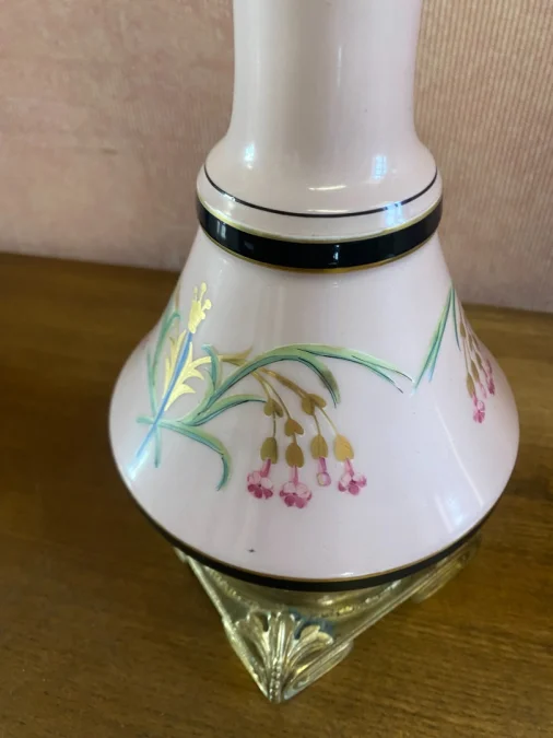 Paire de lampes à pétrole en porcelaine