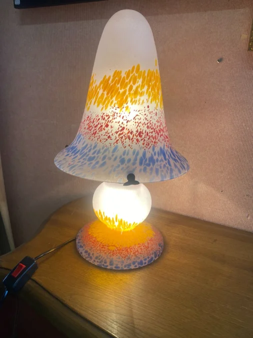 Lampe d'ambiance en verre teinté