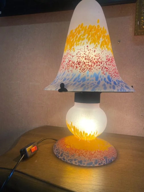 Lampe d'ambiance en verre teinté