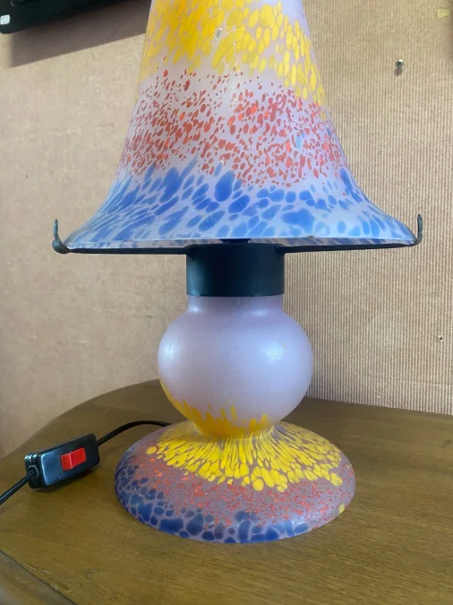 Lampe d'ambiance en verre teinté