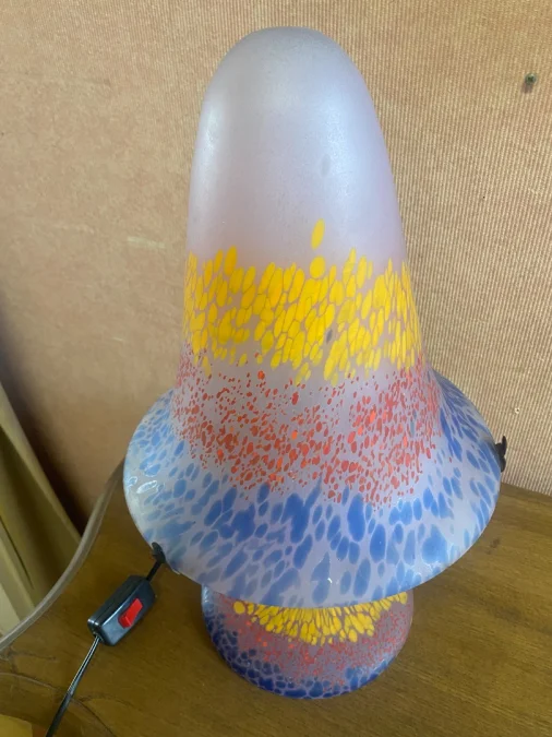 Lampe d'ambiance en verre teinté