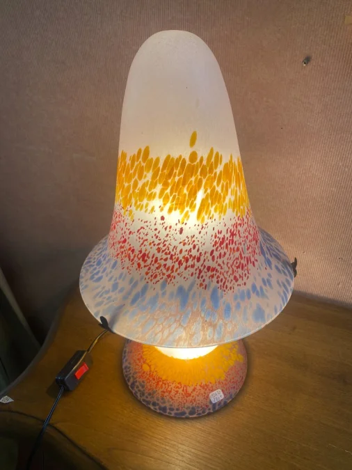 Lampe d'ambiance en verre teinté