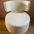 Fauteuil pivotant,en cuir blanc, de marque Chateau d'Ax