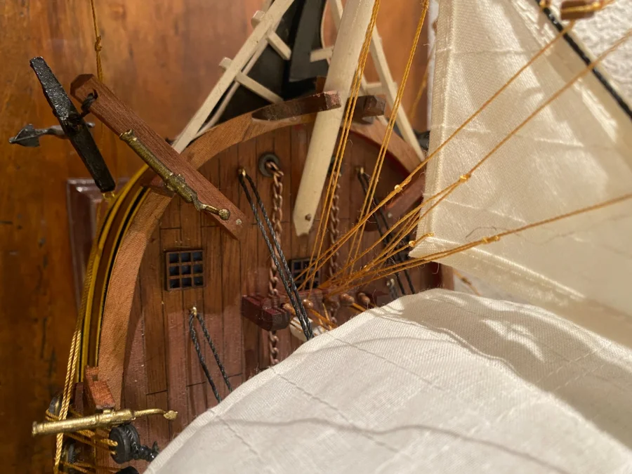 Maquette de célèbre voilier "Le Bounty"