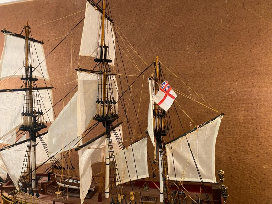 Maquette de célèbre voilier "Le Bounty"