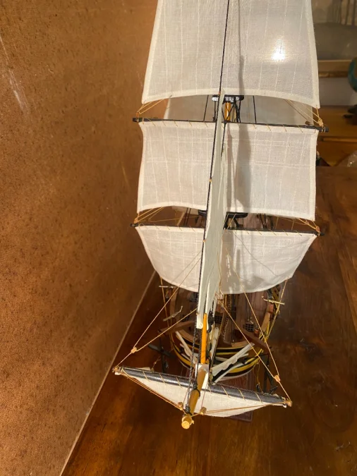 Maquette de célèbre voilier "Le Bounty"