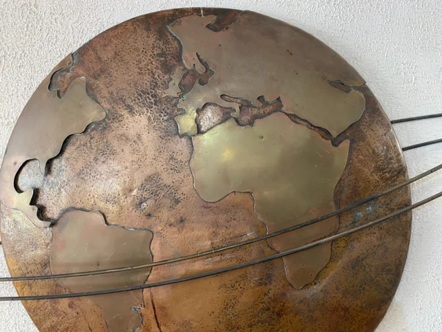 Copper globe with brass continents. Perfect condition. — Excellent condition