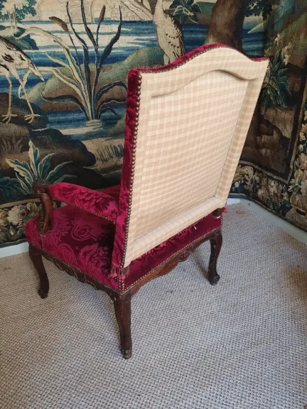 Fauteuils à dossier plat