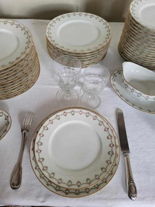 LIMOGES ABENDESSEN SERVICE