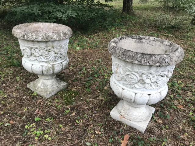 PAREJA DE URNAS DE JARDÍN MEDICIS