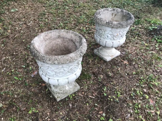 PAREJA DE URNAS DE JARDÍN MEDICIS
