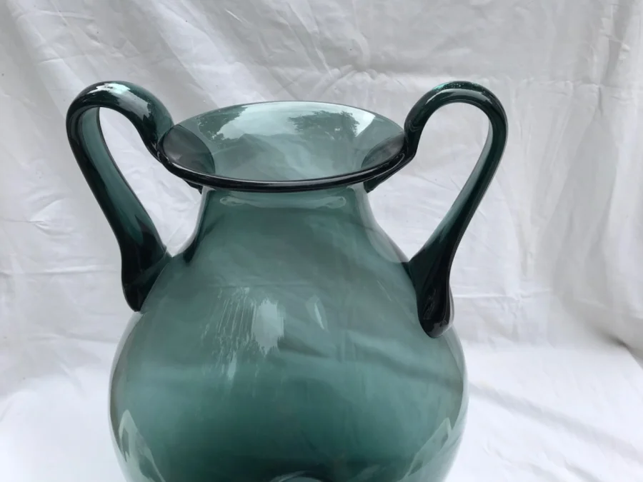 BAUHAUS VASE