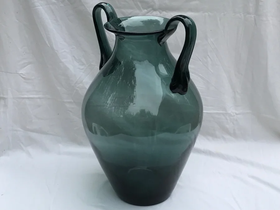 BAUHAUS VASE
