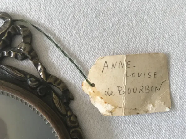 Miniature signée