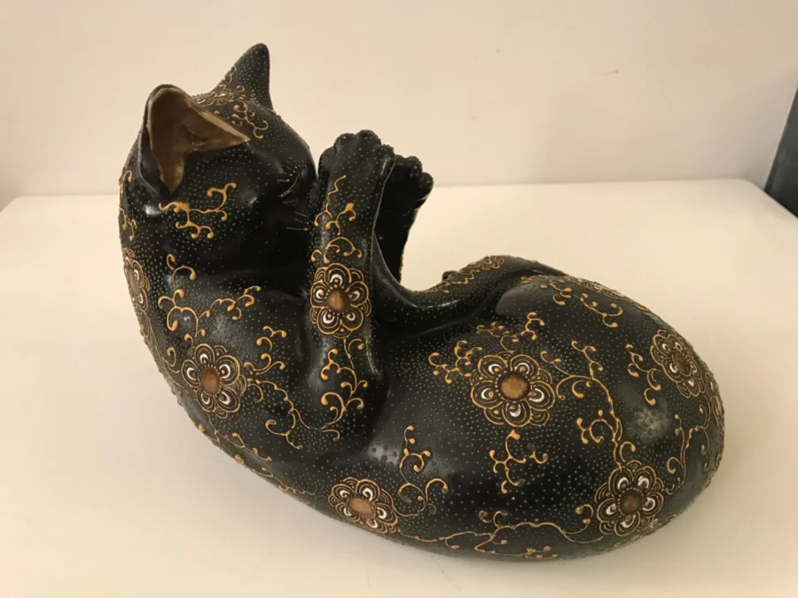 Chat en faïence fine 1880 / 1900