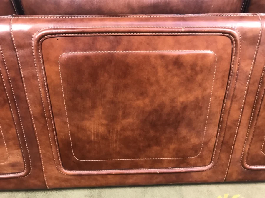 VINTAGE SETTEE