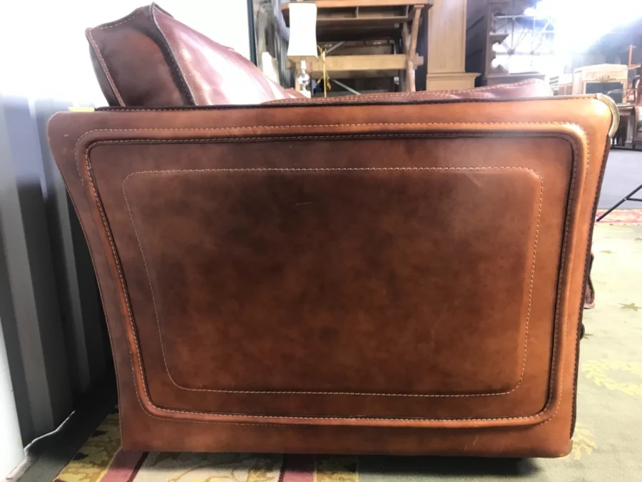 VINTAGE SETTEE