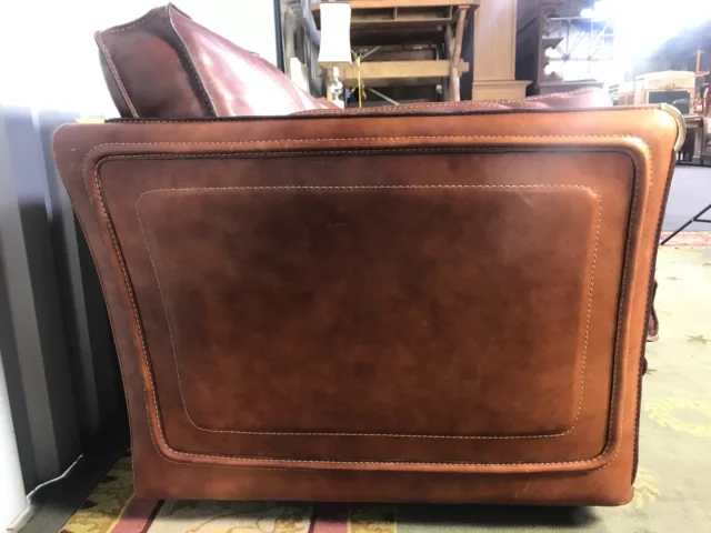 VINTAGE SETTEE