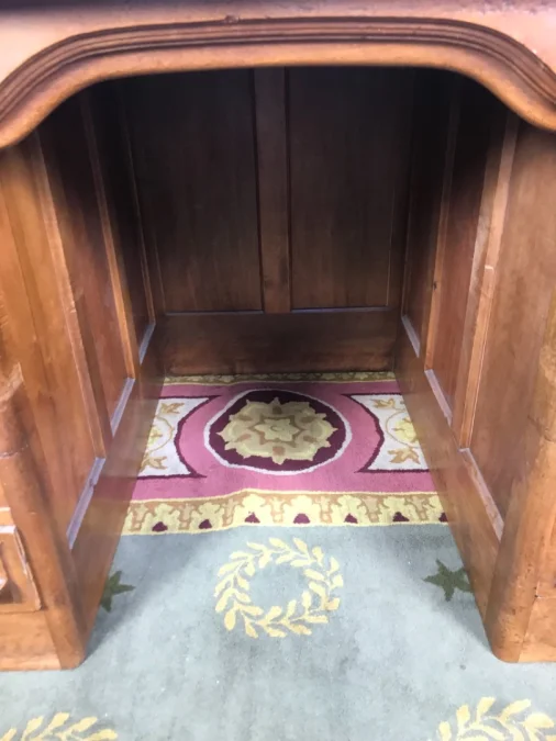 ART DECO PERIODE SOKKELBUREAU