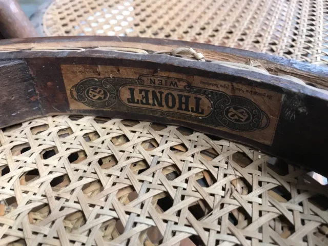5 chaises bistrot Thonet n20 « Oméga »