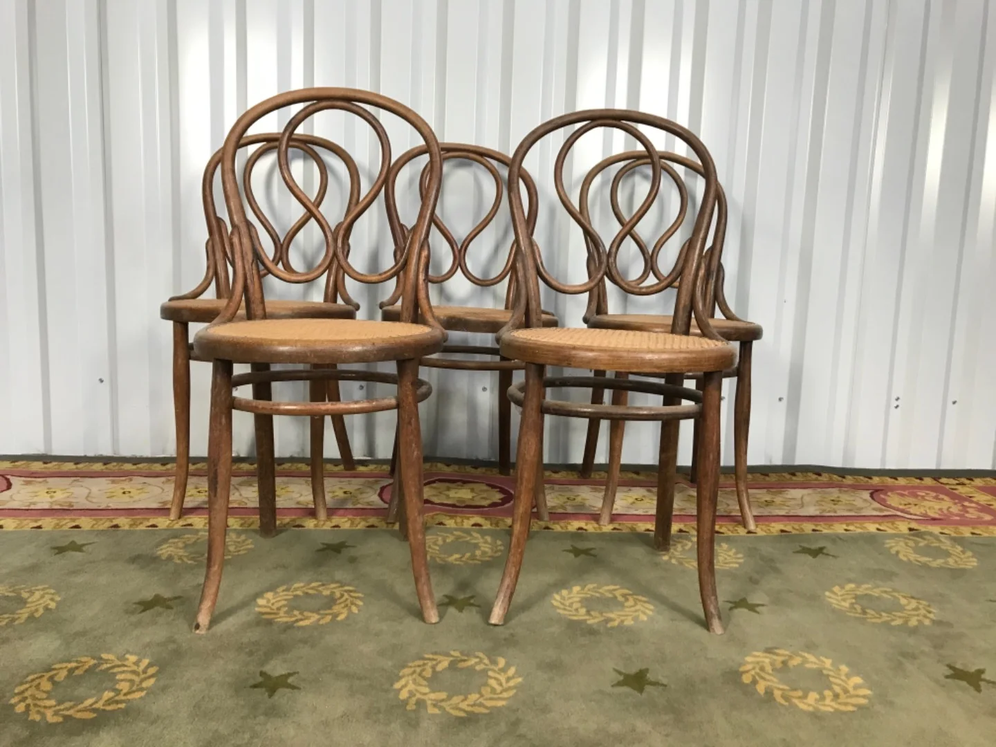THONET STOELEN