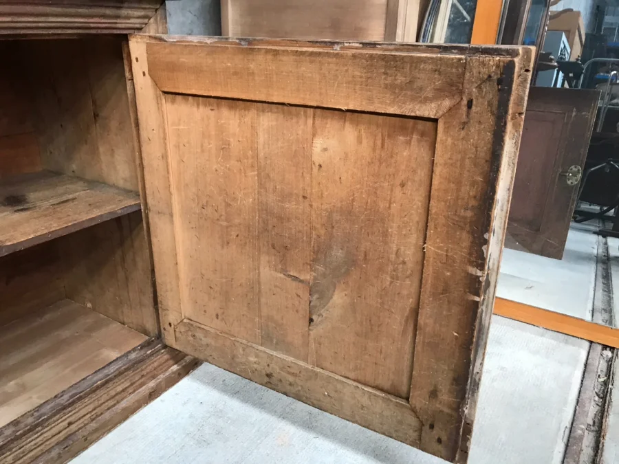 Vaisselier patine ancienne