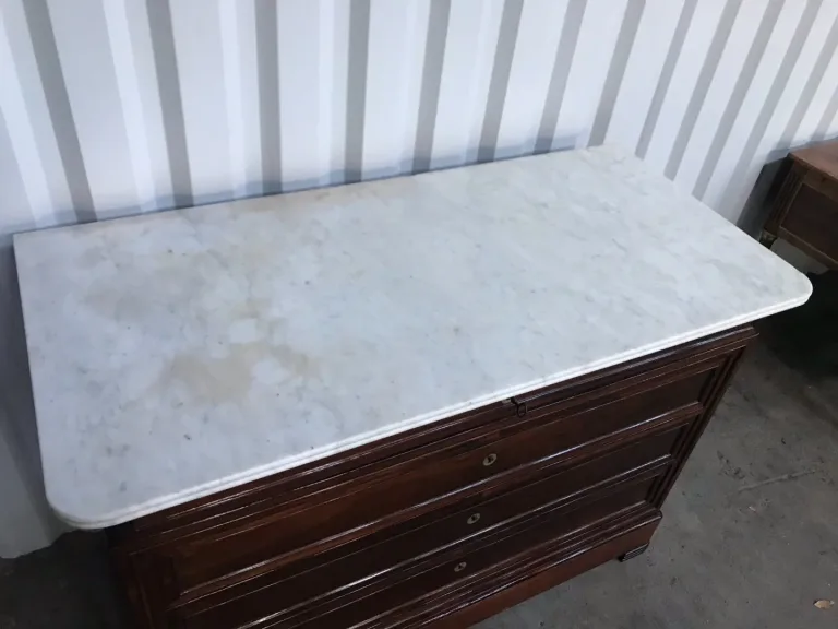 Commode époque Louis Philippe en palissandre