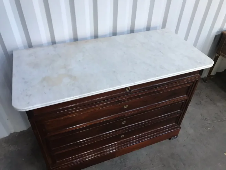 Commode époque Louis Philippe en palissandre