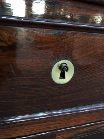 Commode époque Louis Philippe en palissandre