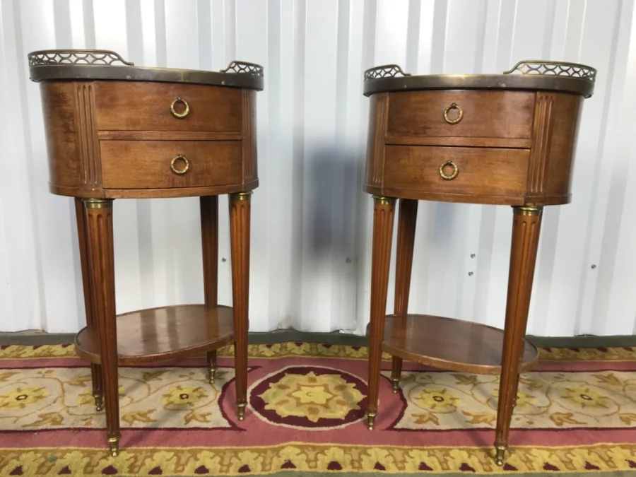PAIR OF BEDSIDE TABLES
