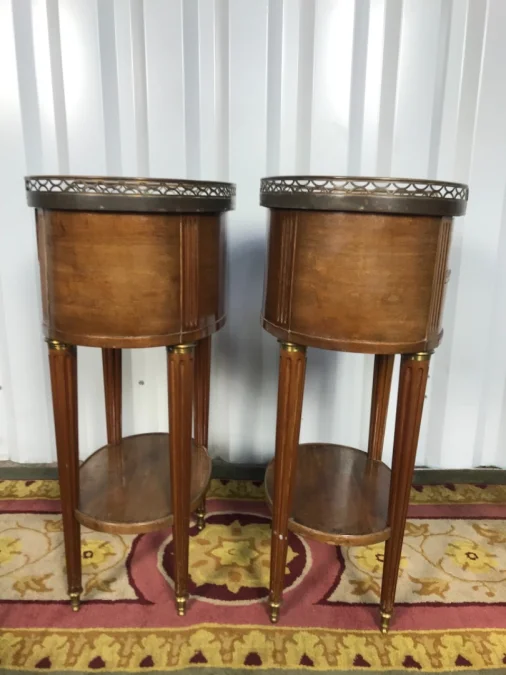 PAIR OF BEDSIDE TABLES