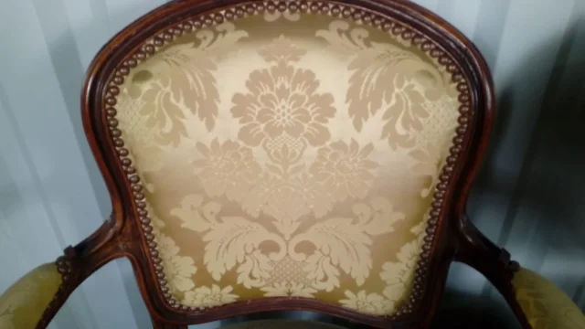 Paire de fauteuils cabriolet Louis XV 19eme damas