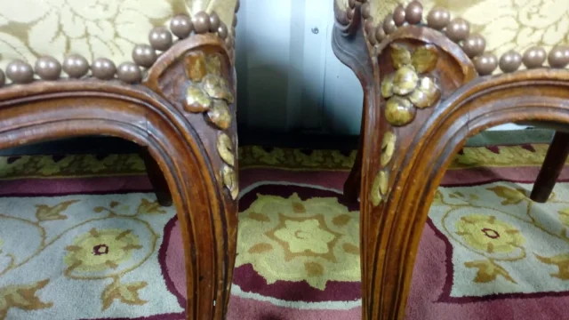 Paire de fauteuils cabriolet Louis XV 19eme damas
