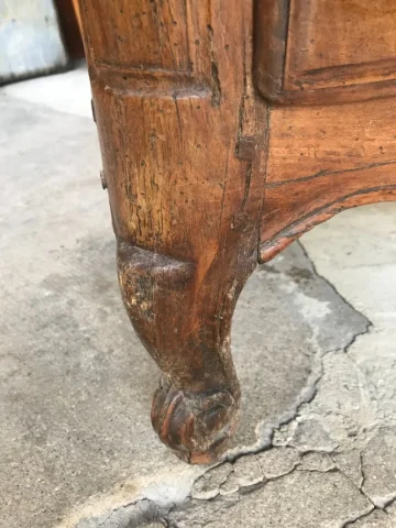 LOUIS XV PERIOD CHEST OF DRAWERS