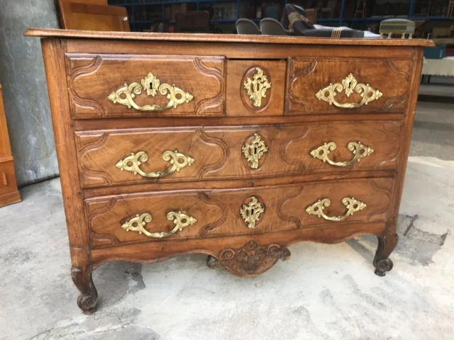 LOUIS XV PERIOD CHEST OF DRAWERS
