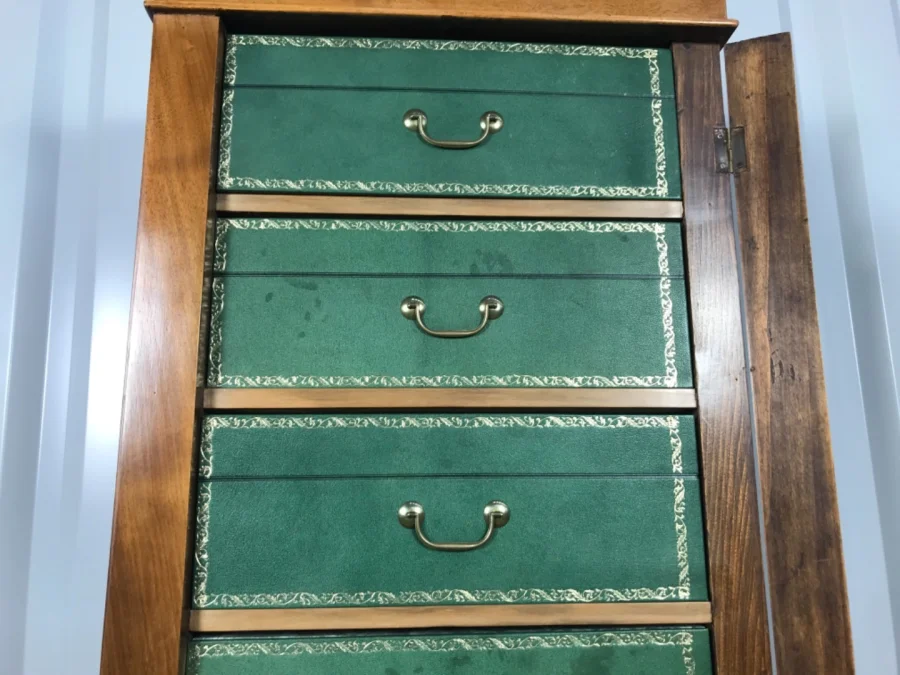 Cartonnier noyer et cuir Louis Philippe