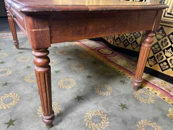 Bureau plat en chêne massif 19eme Louis Philippe