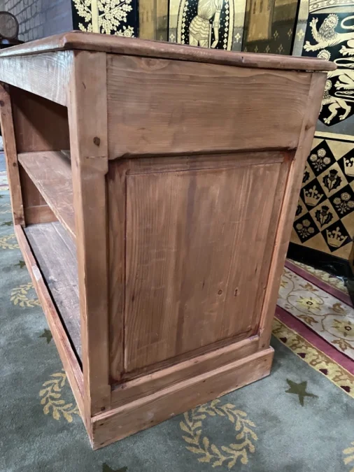 SHOP COUNTER