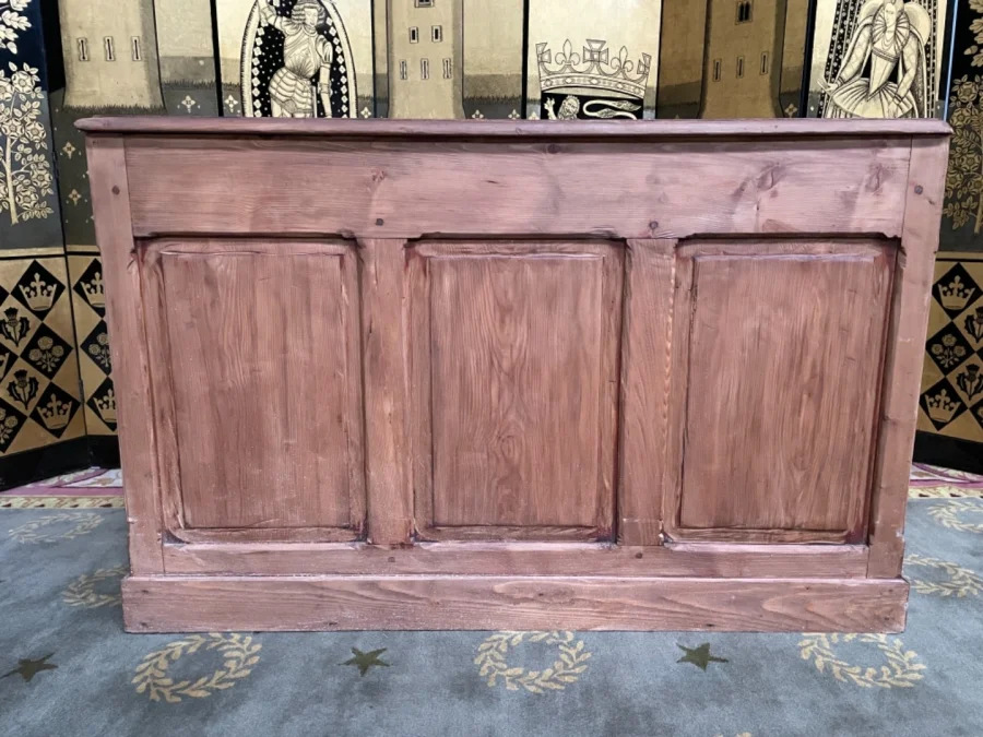 SHOP COUNTER