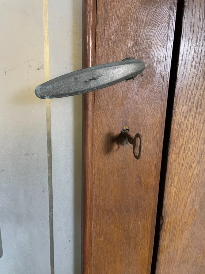 Paire de portes de magasin des années 1950