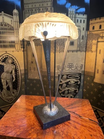 Lampe à poser Art Déco signe « Frères Muller Luneville »