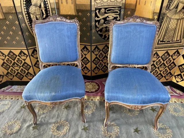 LOUIS XV STYLE LIVING ROOM SUITE