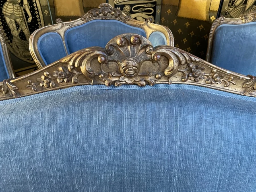 LOUIS XV STYLE LIVING ROOM SUITE