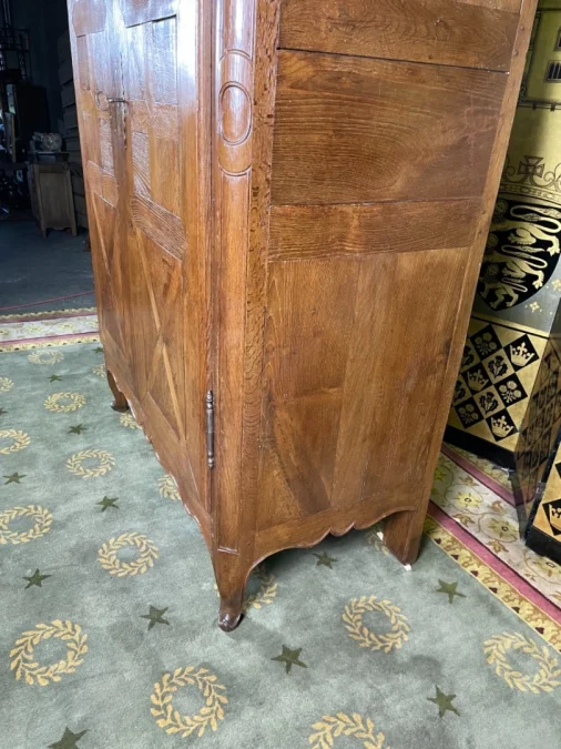 18th CENTURY NORMAND ARMOIRE
